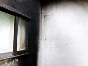 火災後の煤掃除法と注意点！効果的な清掃方法を紹介